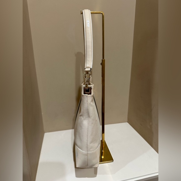 GUCCI Sherry Line Shoulder Bag Canvas Patent leather White - Picture 8 of 12